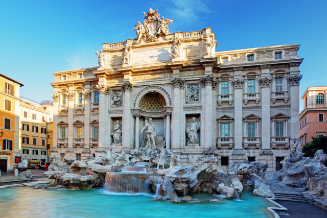 MovieWalk Rome Centro Storico Trevi Fountain